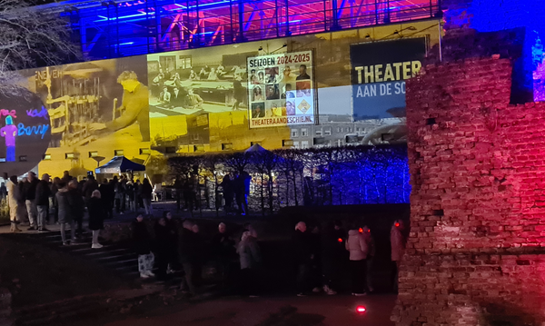 In de rij voor een ontmoeting met Vrouwe Aleida