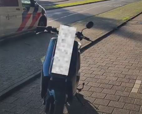Parkeren van huurscooters blijkt toch heel moeilijk te zijn