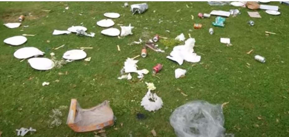 "Waar komt die troep vandaan? Waar moet dit heen?"