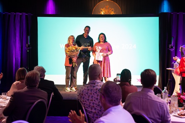 BLOOM your message wint MVO-Trofee 2024