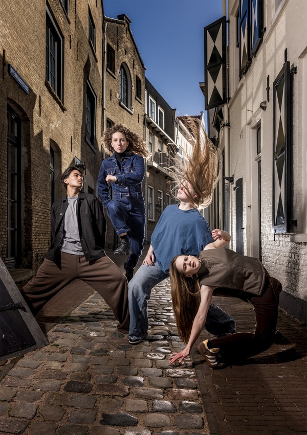 Magnezy Dance presenteert: Dans in Ontwikkeling  (Double bill)