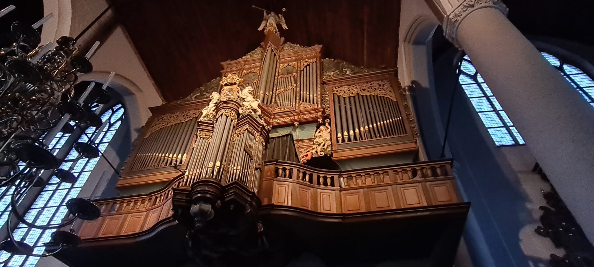 Arjen Leistra speelt passieconcert op het Flentrop-orgel