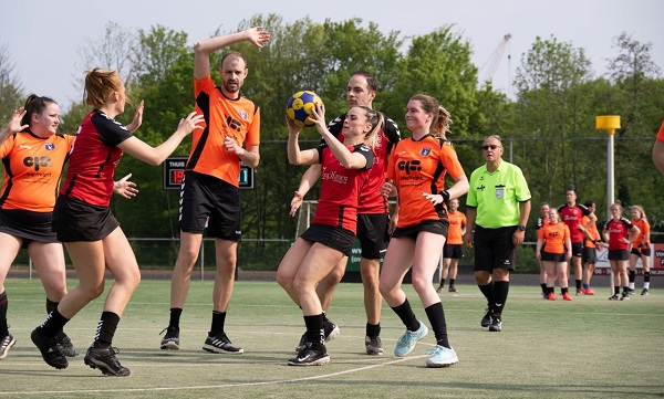 Nexus hervat veldcompetitie met ruime overwinning