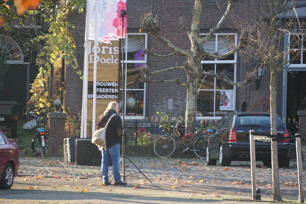 Bingo met Johnny Talento voor 100 paar nieuwe kinderschoenen 