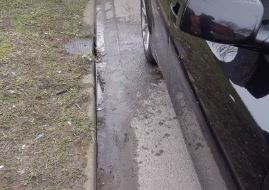 Man tankt verkeerde brandstof en dumpt benzine op straat