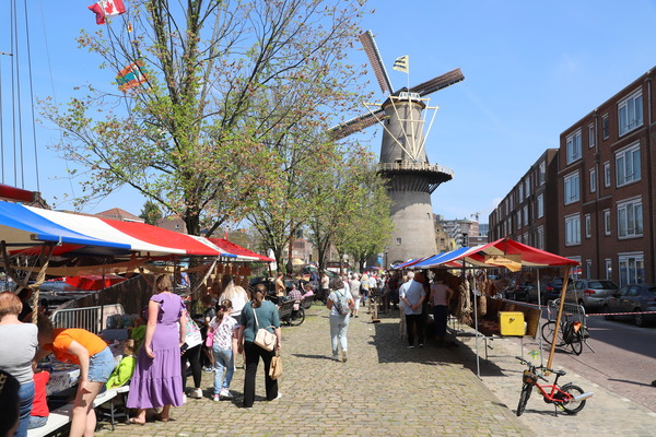 Beklim een 'Schiedamse Reus' tijdens Molendag