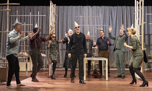 Toneelstuk Festen kruipt onder je huid