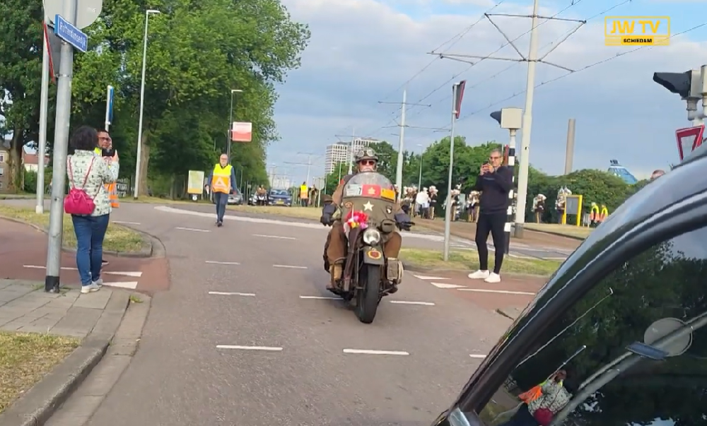 Tachtig jaar geleden kwam eerste geallieerde Schiedam binnenrijden