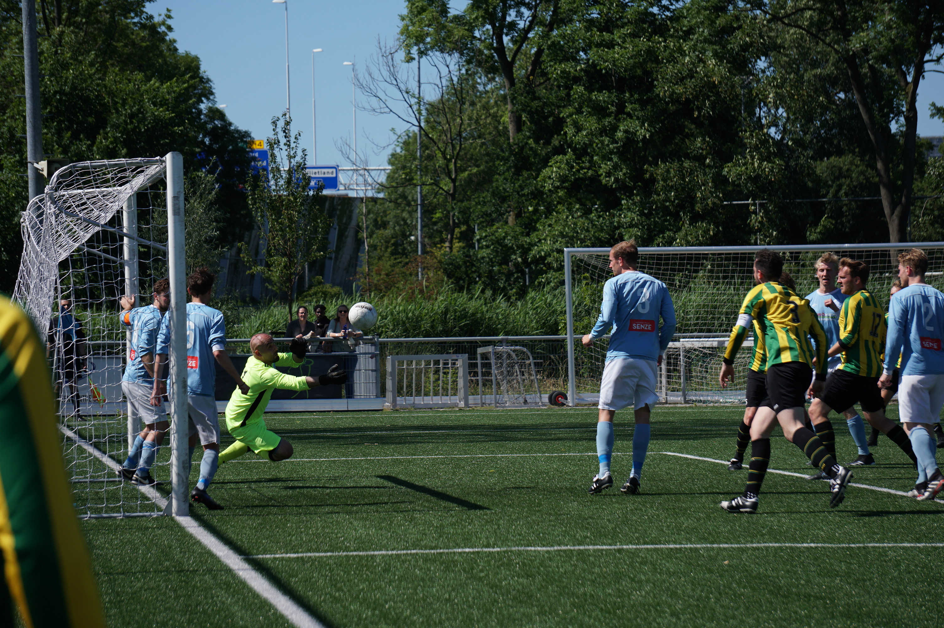 Hermes-DVS krijgt thuis oorwassing in nacompetitie: 0-9
