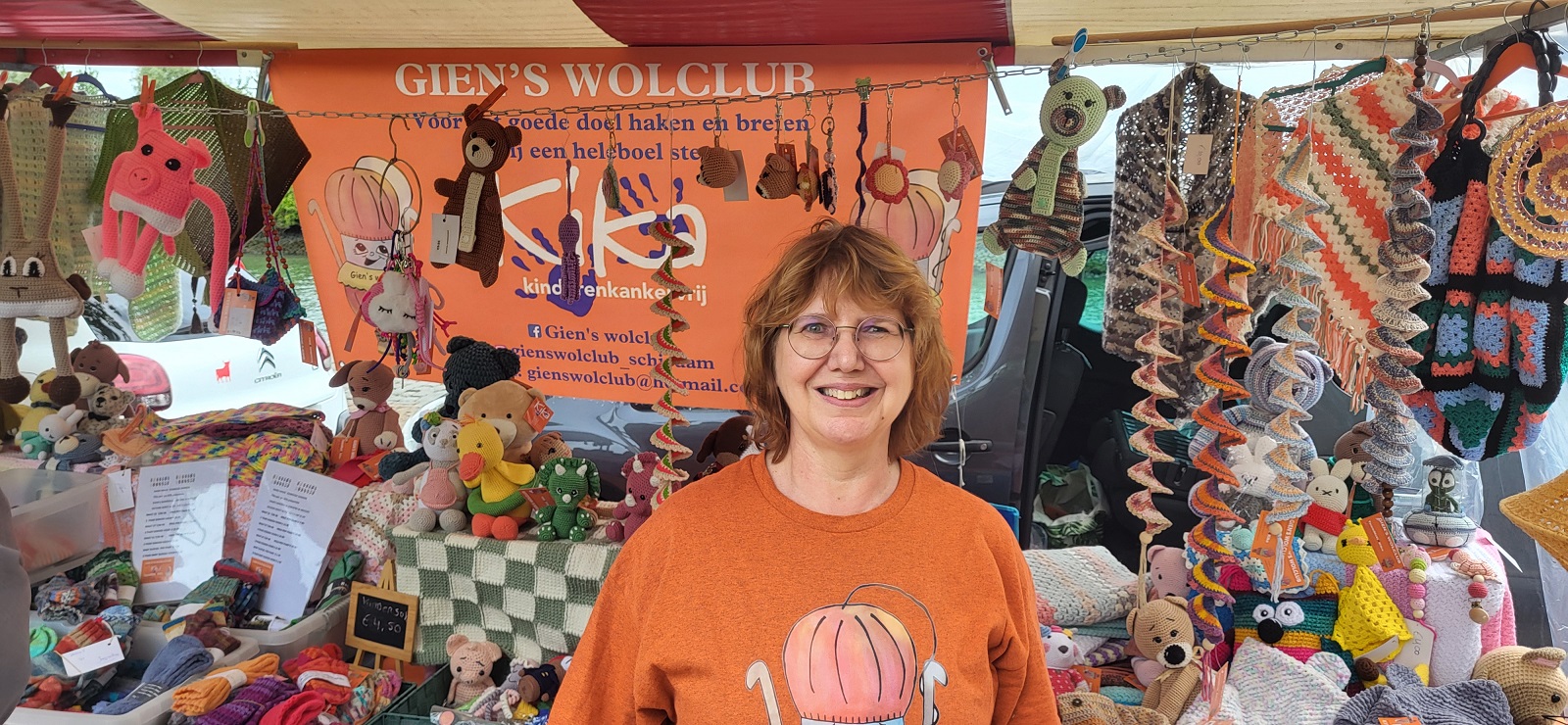 Gien's wolclub breit voor Kika