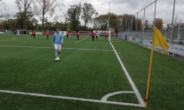 Na onderbreking stelt Hermes zege tegen FC Maense veilig