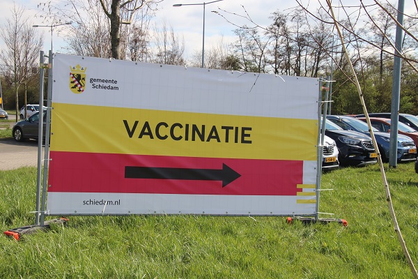 Vandaag laatste dag coronaprikken in Sporthal Groenoord