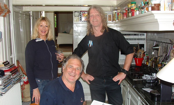 Geschoolde literaire terrorist doet ongenadige aanval op hemels