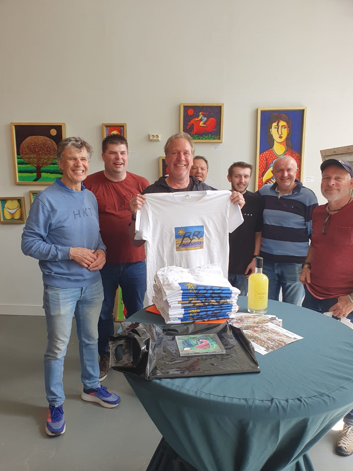 Jacques Tange ontwerpt shirt voor Roparunteam 243