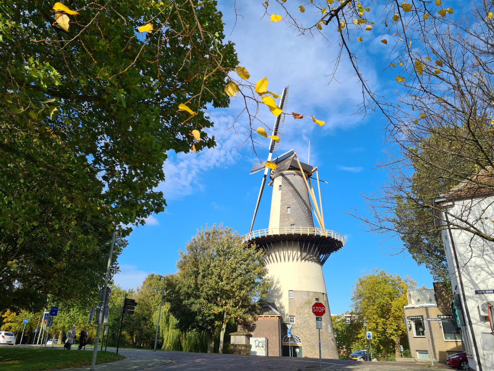 Stadsdichter maakt een kaart voor een poëtische stadswandeling