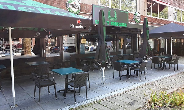 Café 't Hoefijzer gaat vrijdag open