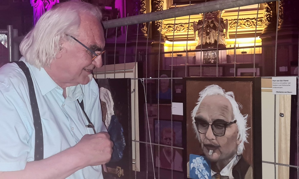 Mis jij jezelf tussen de 75 beroemde Schiedammers?