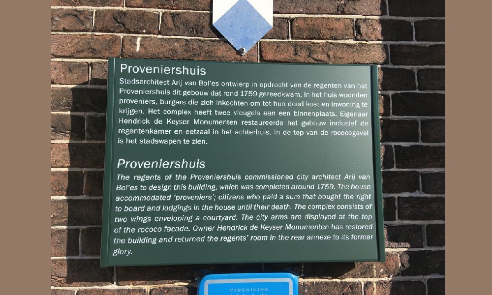 Informatieborden op monumenten in Schiedam