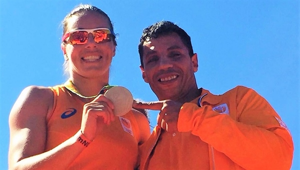 Boksster Nouchka Fontijn is naar Hongarije vertrokken