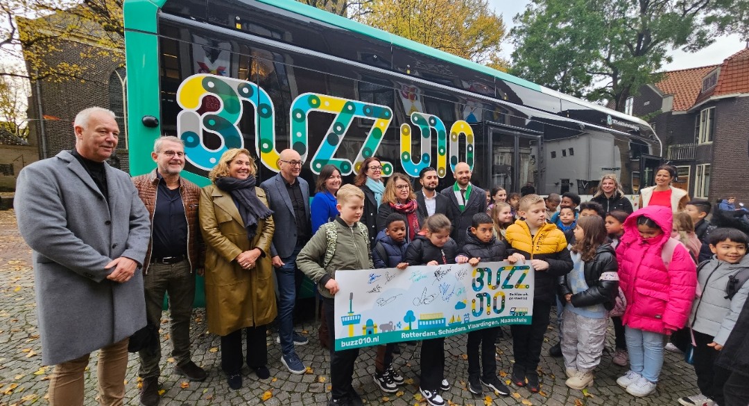 Scholen Schiedam, Vlaardingen en Maassluis blij met BUZZ010