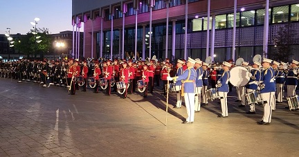 Indrukwekkende bevrijdingstaptoe op het Stadserf