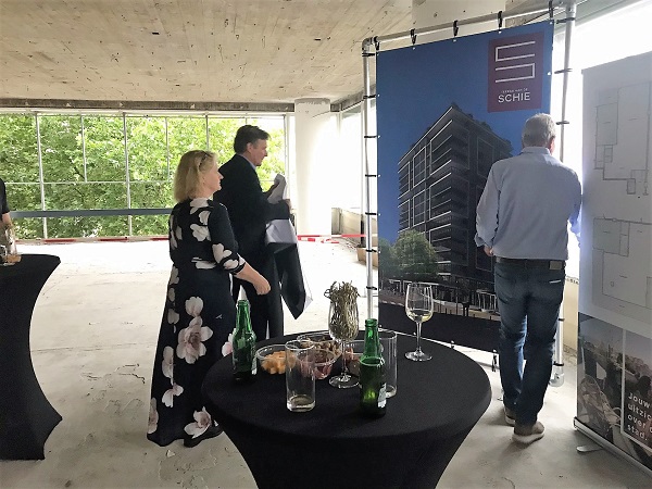 Officieel startsein gegeven voor bouw woontoren naast station