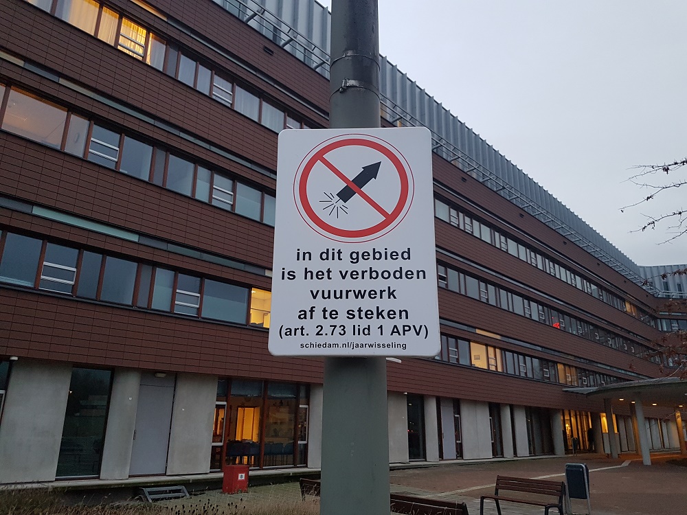 'Vuurwerkverkopers hoeven niet te klagen dat zij volle bunkers met vuurwerk hebben'