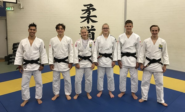 Zes zwarte banders erbij en medailles in Breda