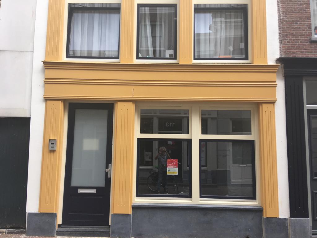 In dit pand op de Hoogstraat was een hennepkwekerij