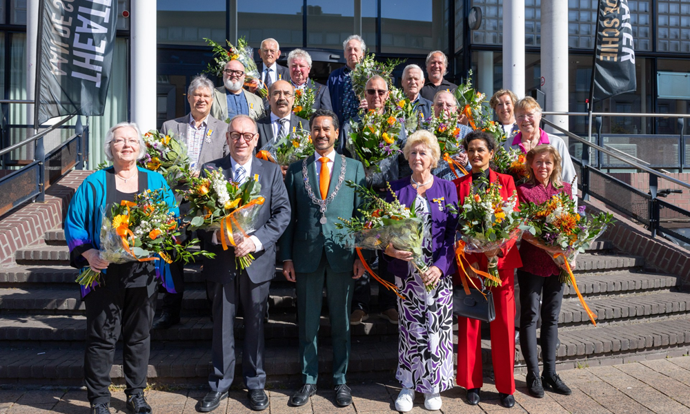 Wie wil jij in 2027 een lintje laten opspelden door de burgemeester?