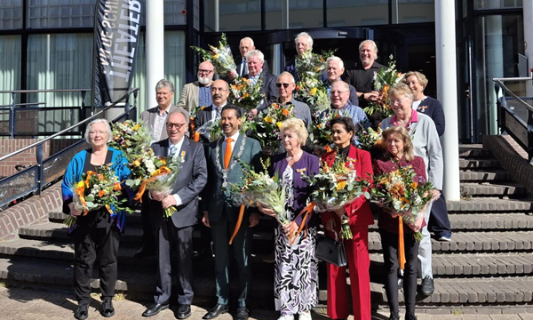 Wie wil jij in 2027 een lintje laten opspelden door de burgemeester?