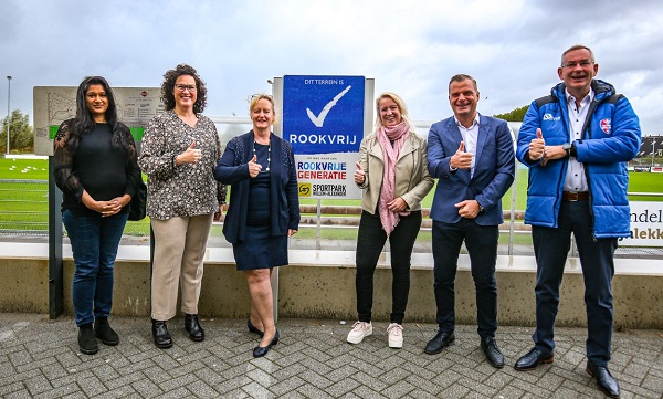 Sportlocaties nu ook buiten rookvrij