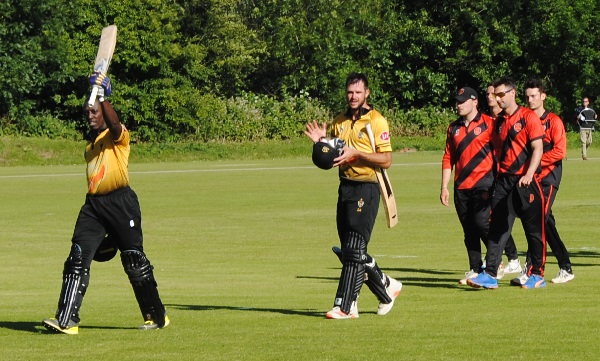 Excelsior'20 passeert stevig totaal van VOC en plaatst zich voor kampioenspoule