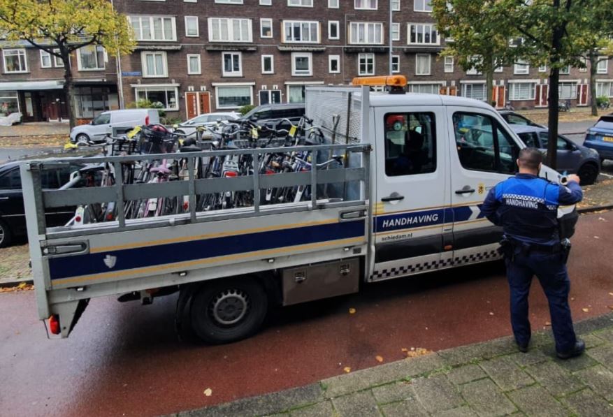 Ruim negentig weesfietsen verwijderd in West