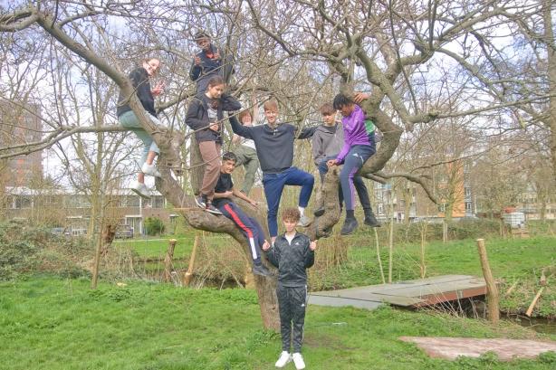 Handen uit de mouwen voor NL-Doet