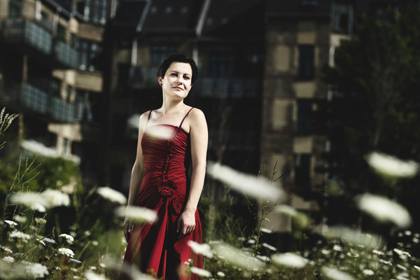 Afsluiting 25e seizoen met extra concert door pianiste Shybayeva