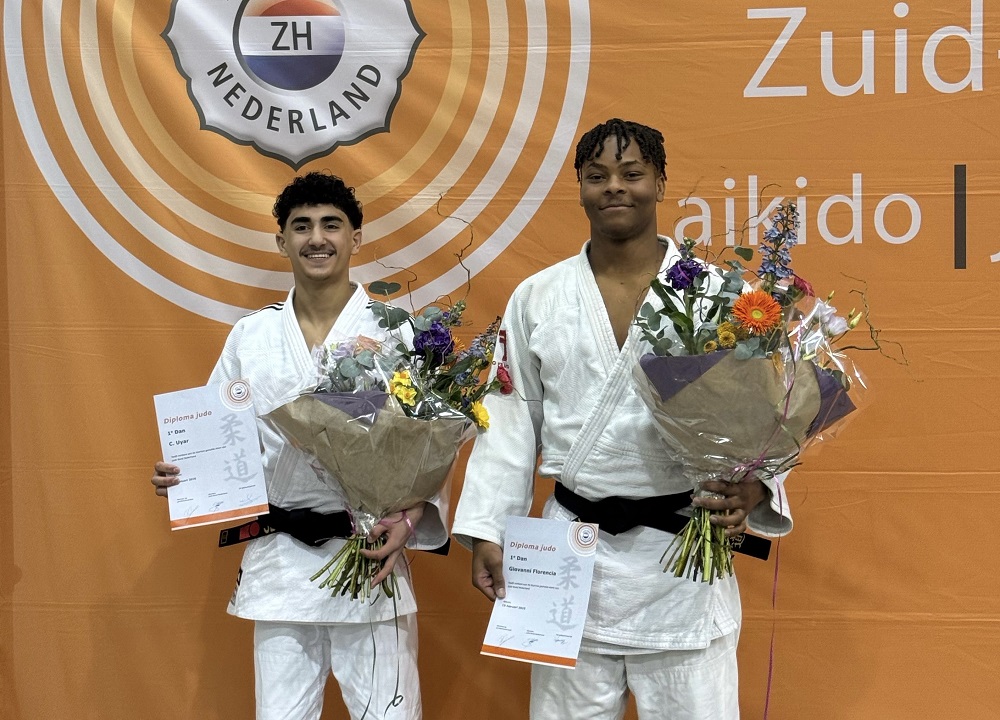 Twee Nederlands kampioenen zijn nu zwarte band