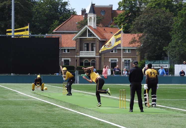 HCC op klein veld maat te groot voor Excelsior'20