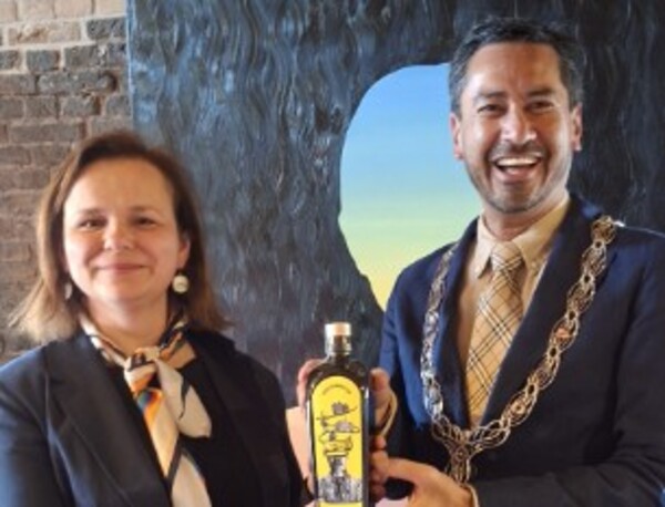 Vriendenfles 2026 van Michalina Malolepsza