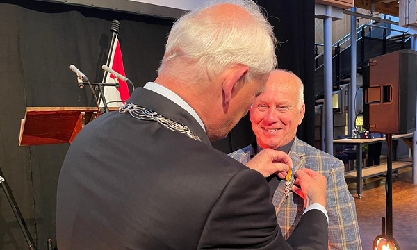 Teun van Aaken Lid in de Orde van Oranje Nassau