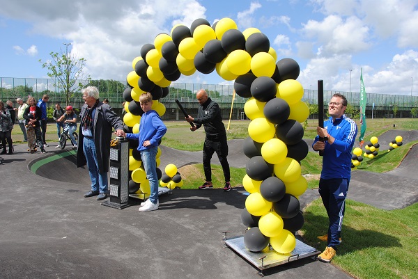 Pumptrack geopend door initiatiefnemer en wethouder