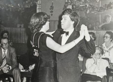 Dansen met Loes Luca?