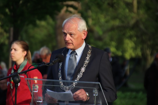 Burgemeester Lamers noemt 'vrijheid een wankel evenwicht' 