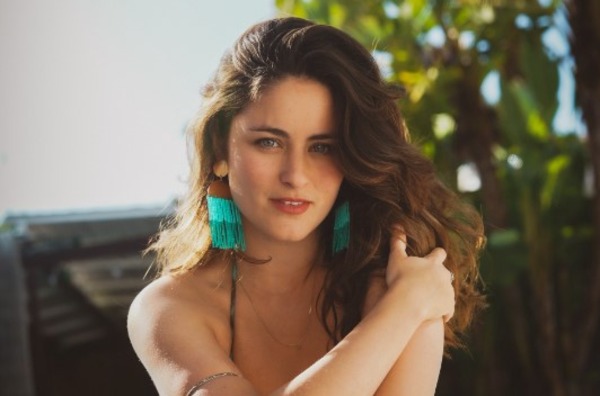 LORRÈN brengt met nieuwe songs de zon naar Schiedam