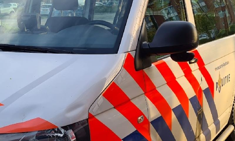 Nadat op auto geschoten is in Rotterdam, twee mannen aangehouden in Schiedam