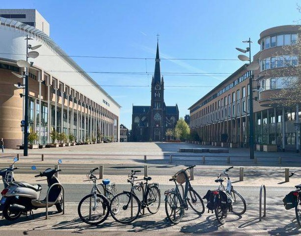 Schie Café organiseert gesprek over meest besproken plein: het Stadserf