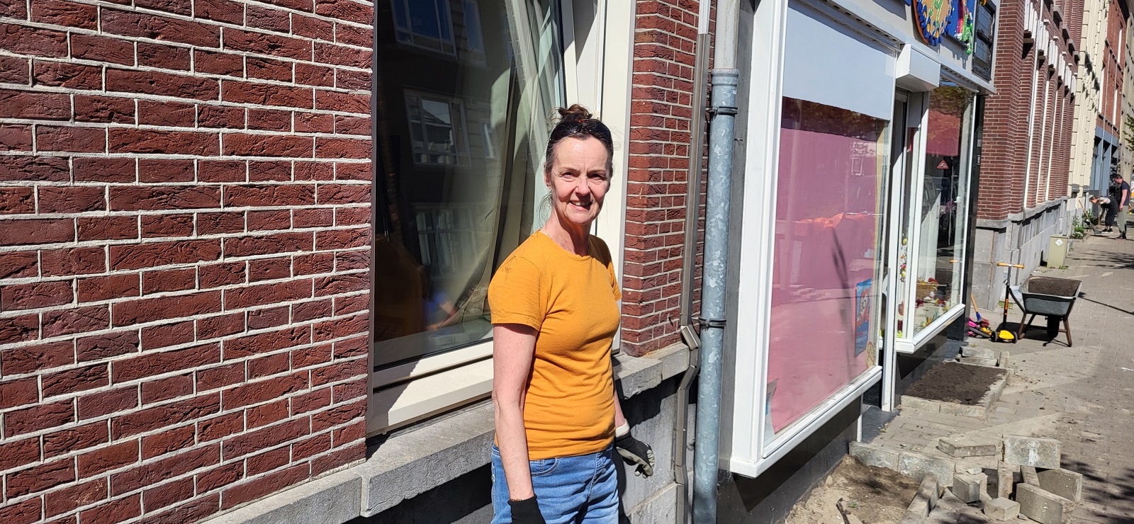 Geveltuintjes fleuren Schiedam Oost op