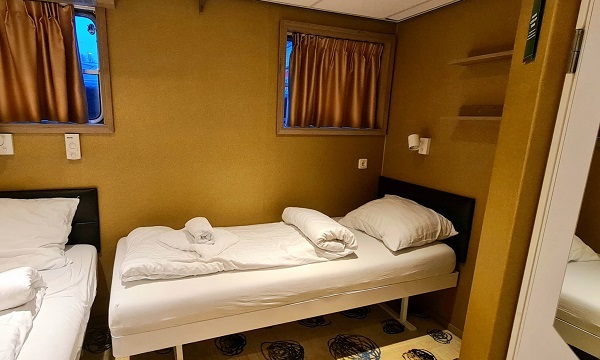 Extra schip in Buitenhaven heeft capaciteit voor 70 vluchtelingen