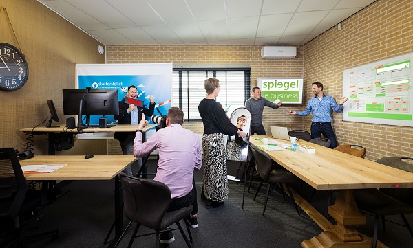 Schiedamse ondernemers een spiegel voorgehouden