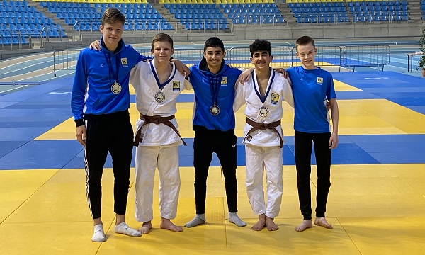 Schiedamse judoka's winnen vier medailles in Gent